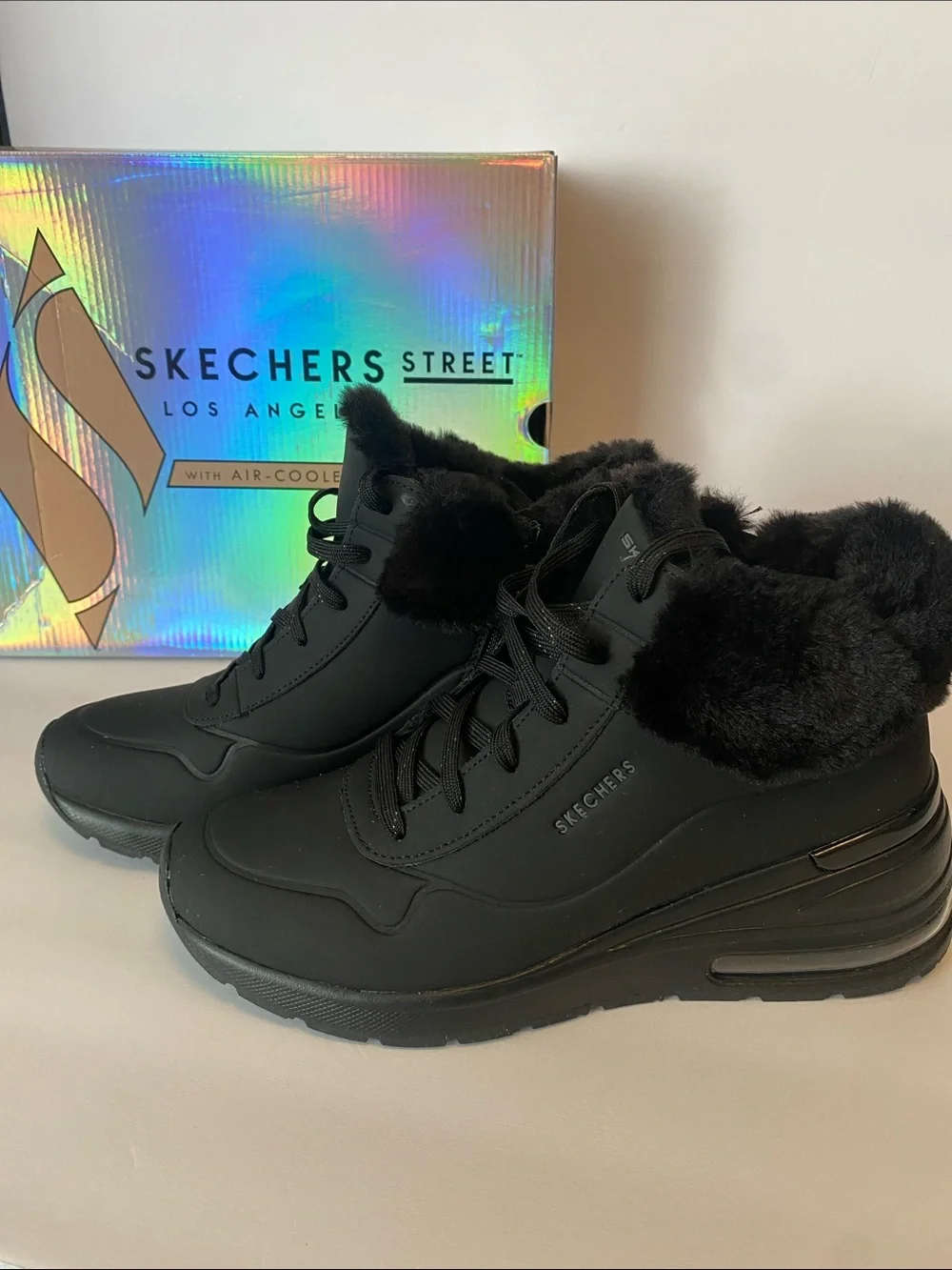 Skechers Million Air Elevated Faux Fur Lined High-Top Winter Sneakers Size 9